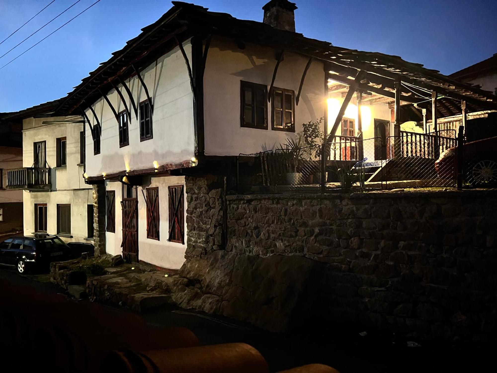 Туйковата Къща Tuikov'S House Тетевен Экстерьер фото